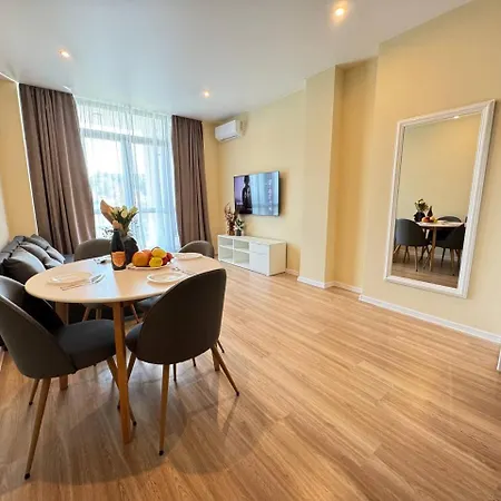 Modern Sea View Apartmán Varna