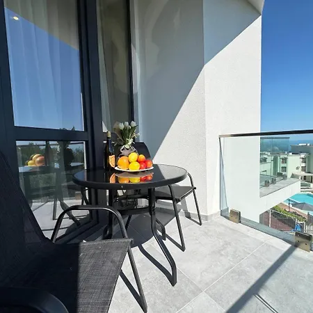 Modern Sea View Apartmán